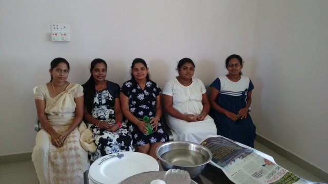 ගර්භනී මව්වරුන් සඳහා දානය